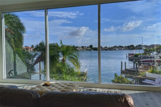 Foto del edificio - 750 59th Ave