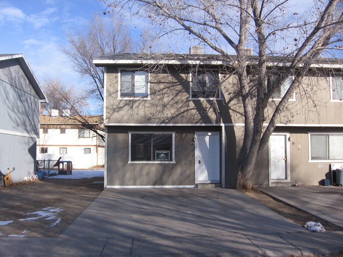 Primary Photo - 107 Bonnie Vista Dr