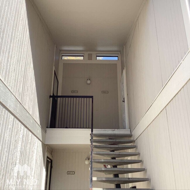 Foto del edificio - 2624 Sunny Slope Dr