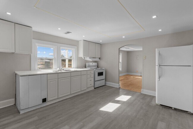 Foto del edificio - 3 Bed 2 Bath Ranch