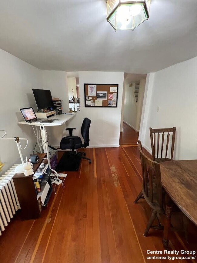 Foto del edificio - 128 Derby St