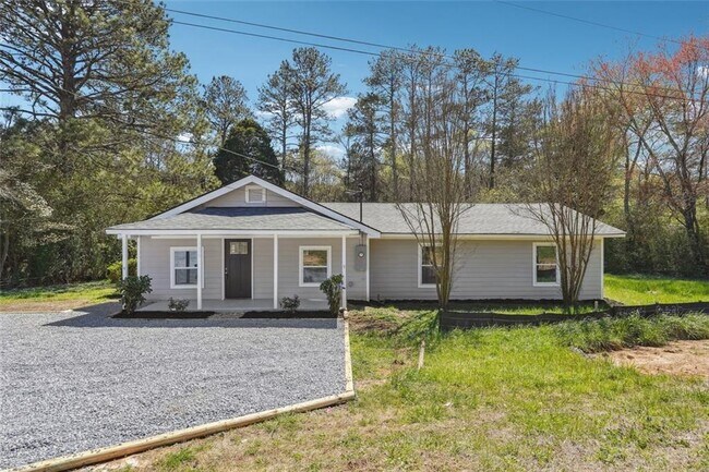 Building Photo - 6633 Hwy 140 NW
