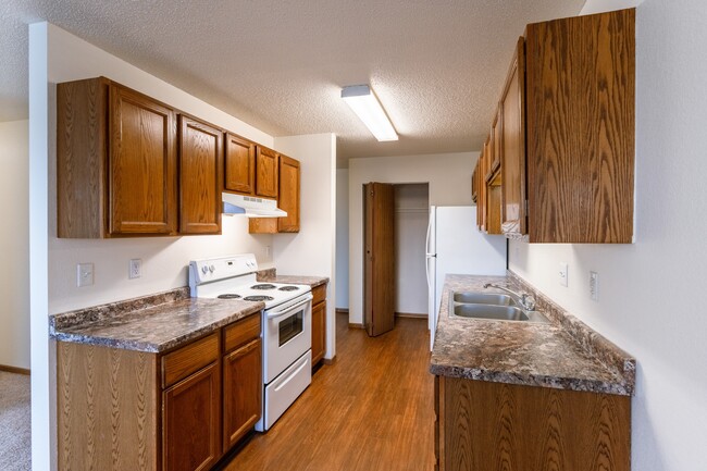 Grand Forks, ND Southview III Apartamentos | Cocina - Southview III