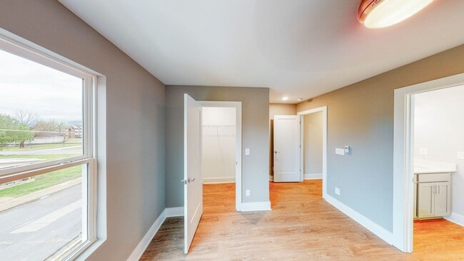 Building Photo - 3 bedroom 2.5 bath at Milltown @ the South...