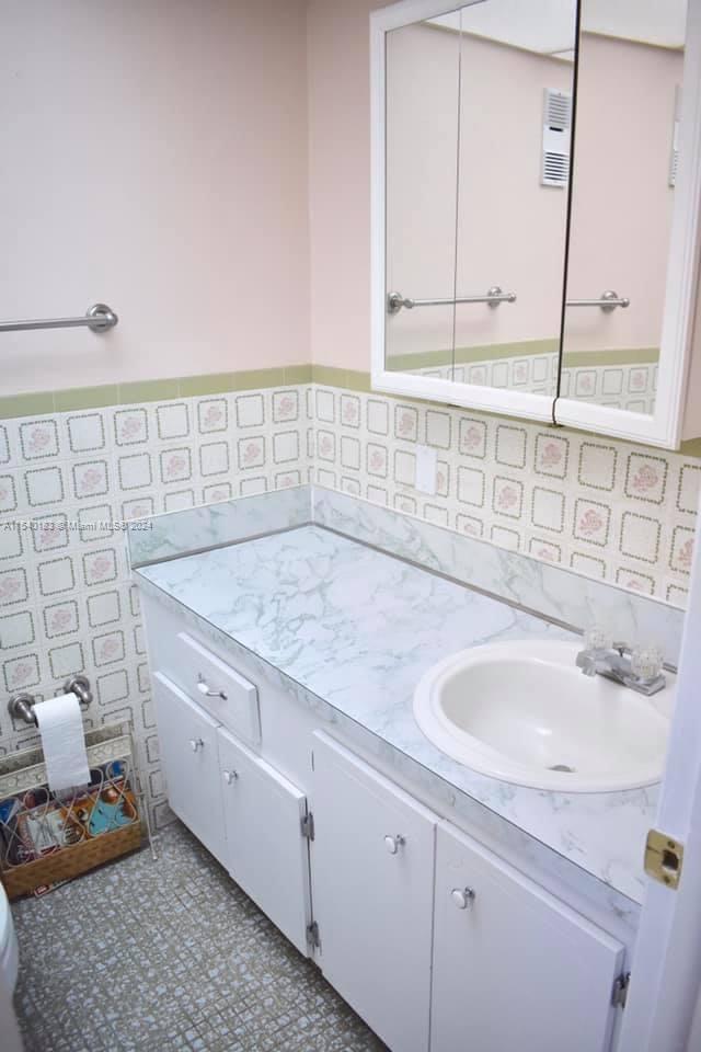 Foto del edificio - 2 bedroom in Sunny Isles Beach FL 33160