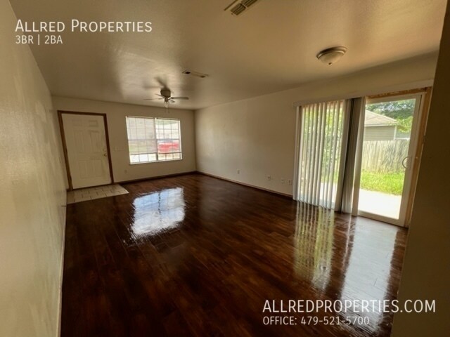 Building Photo - 1675 Evalyn Cir