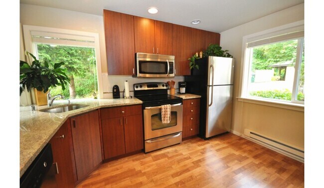 Building Photo - 16101 Bothell Everett Hwy
