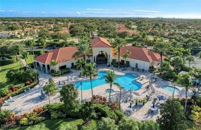 Foto del edificio - 19617 Tesoro Way