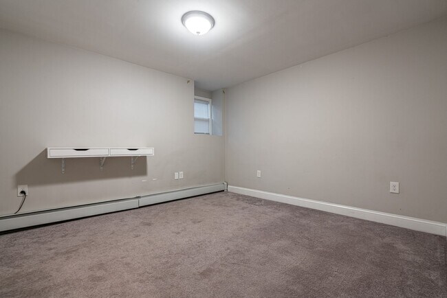 Foto del edificio - 295 Huxley Ave