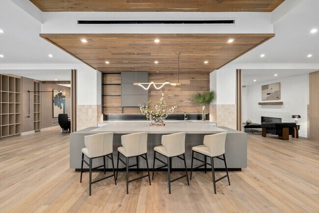 Building Photo - Legacy Patriots Point Apartments