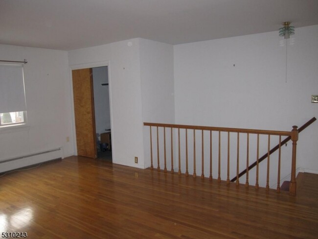 Building Photo - 43 Conforti Ave