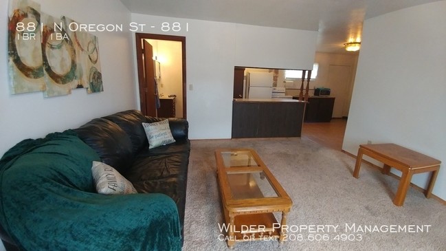 Building Photo - 881 N Oregon St