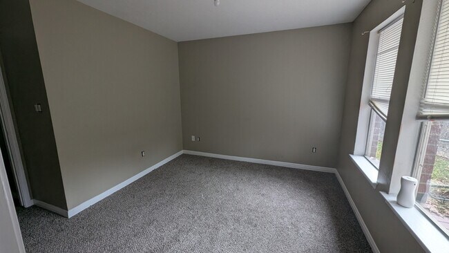 Building Photo - 12284 Arcturus Dr