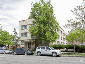 Building Photo - The Grant-Lee