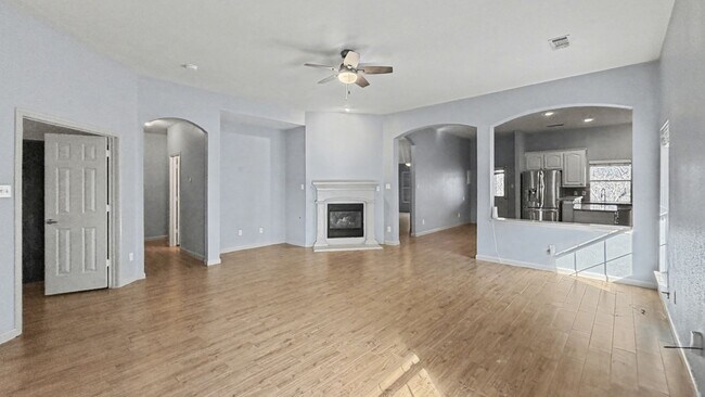 Building Photo - Charming Single-Story Home with Fireplace & Resort-Style Community Amenities in Dallas, TX