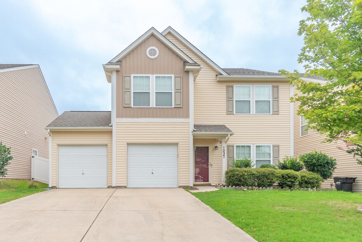 Primary Photo - Move-in ready home in Ft. Mill