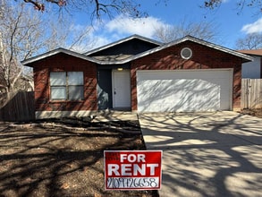 Building Photo - 4455 Sherwood Way