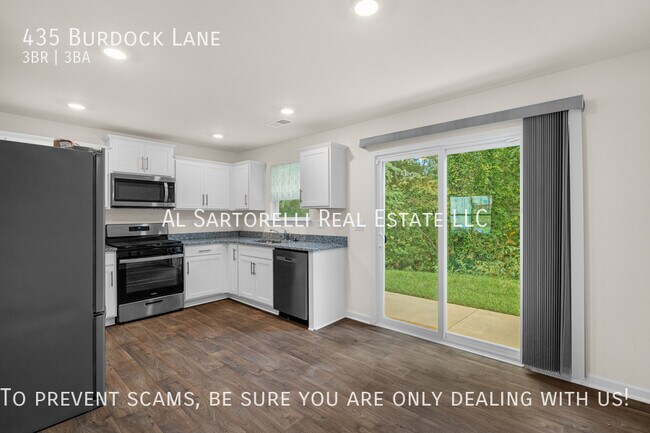 Foto del edificio - 435 Burdock Ln