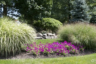 Building Photo - Hunter's Chase Apartments