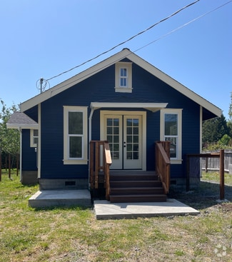 Building Photo - 4676 Fieldbrook Rd