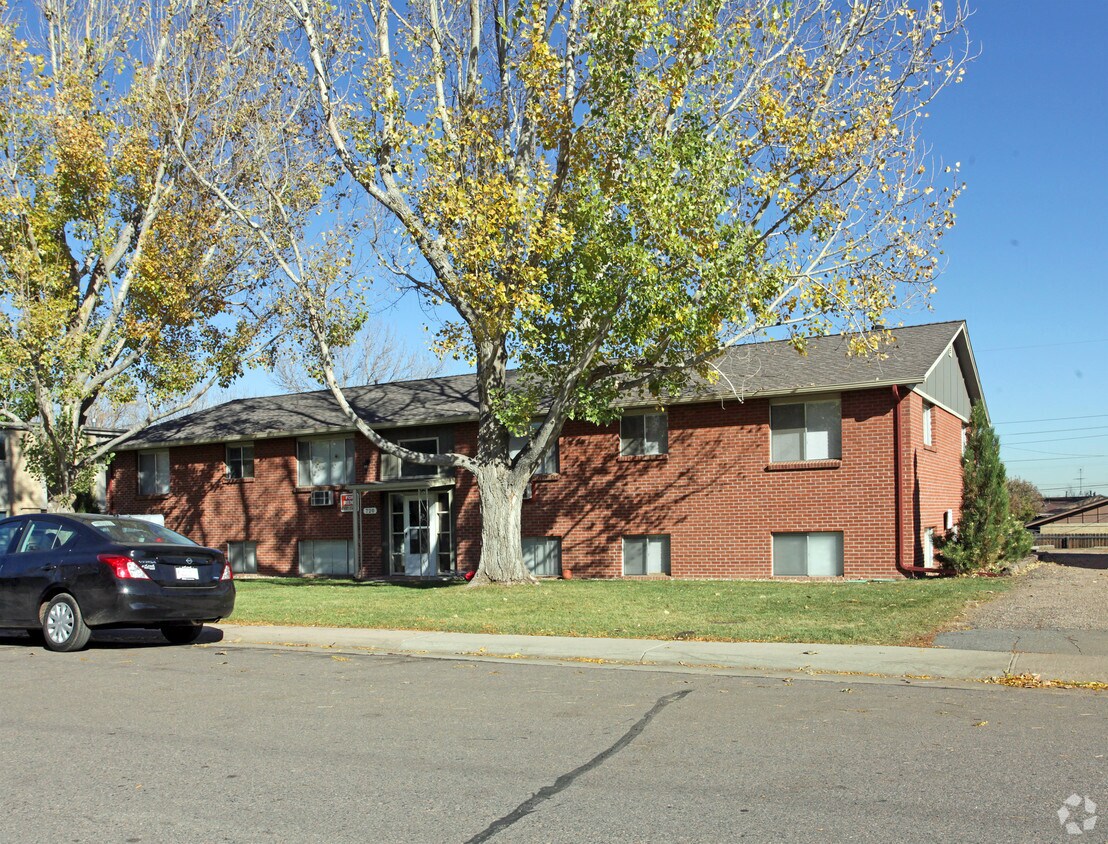 Building Photo - 720 Moore St