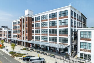 Building Photo - Conwood Flats