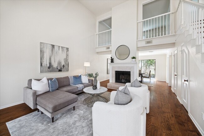 Foto del edificio - 2422 Nantucket Dr