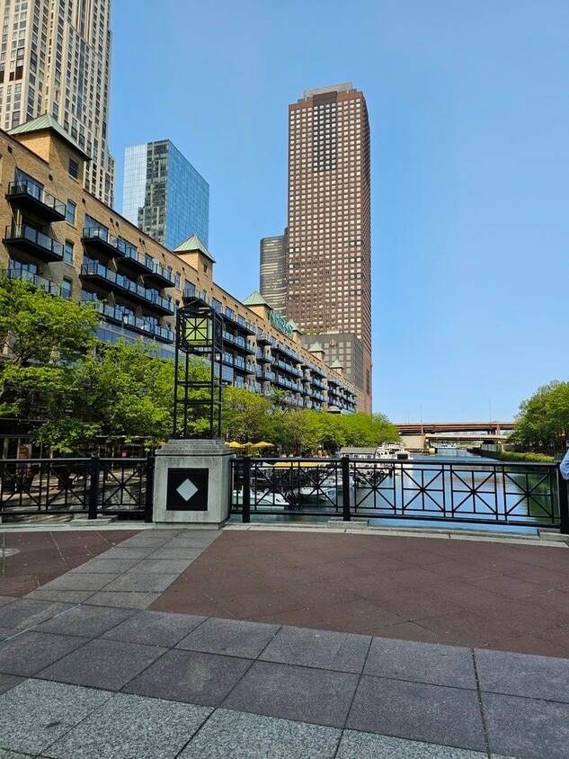 Primary Photo - 474 N Lake Shore Dr