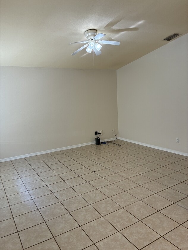 Foto principal - 6132 E Quitman St