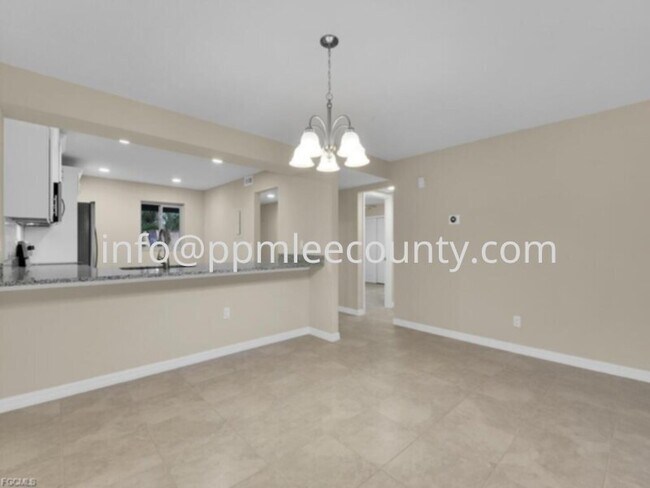 Building Photo - Completely renovated first floor 2 bedroom 2 bath condo in the wonderful community of Partridge Plac