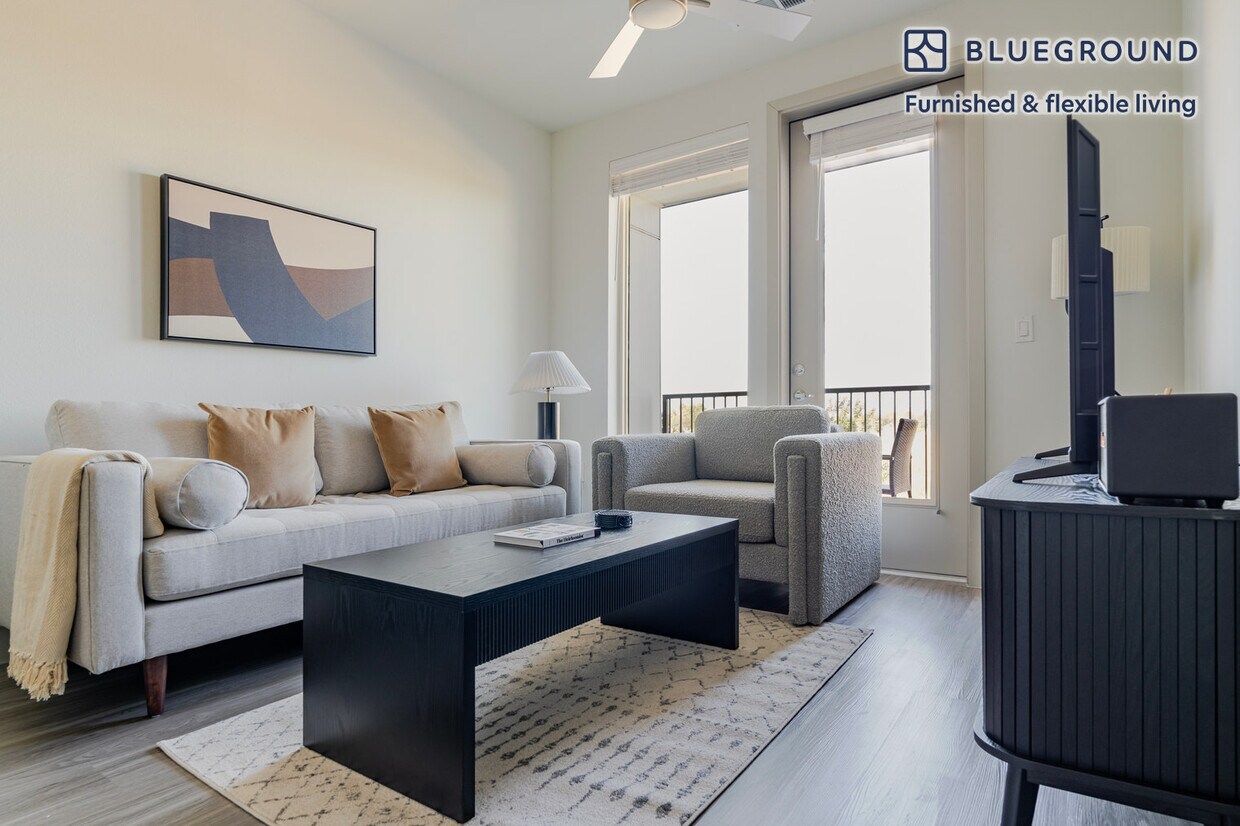 Primary Photo - 11600 Spirit Dr