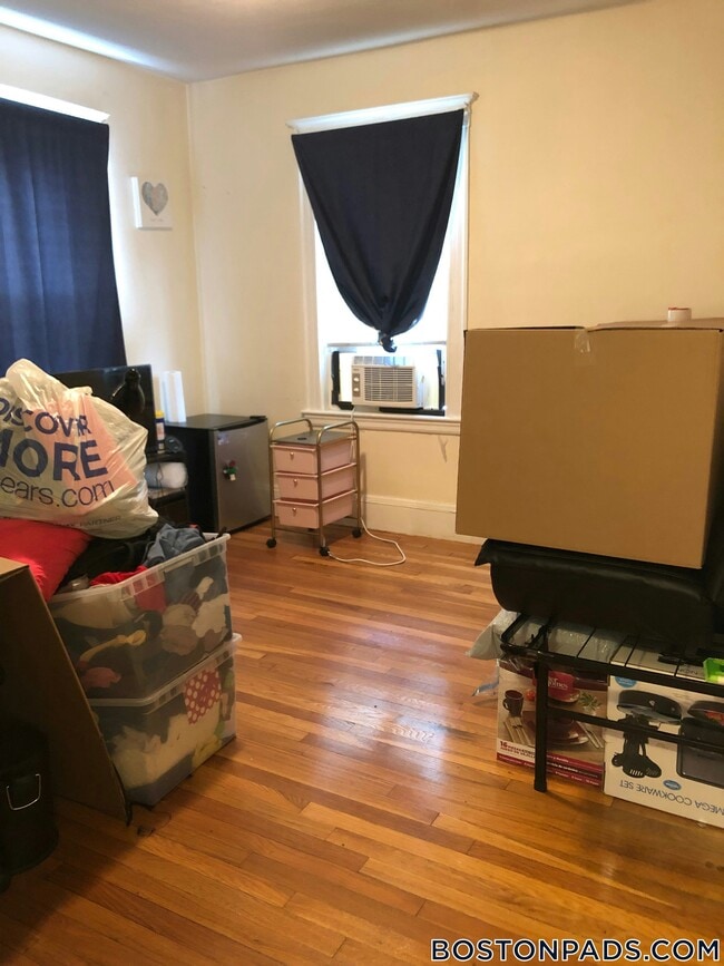 Building Photo - 24 Claymoss Rd