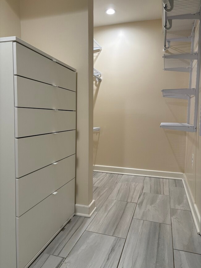 Photo - 2909 Tremont Ave House