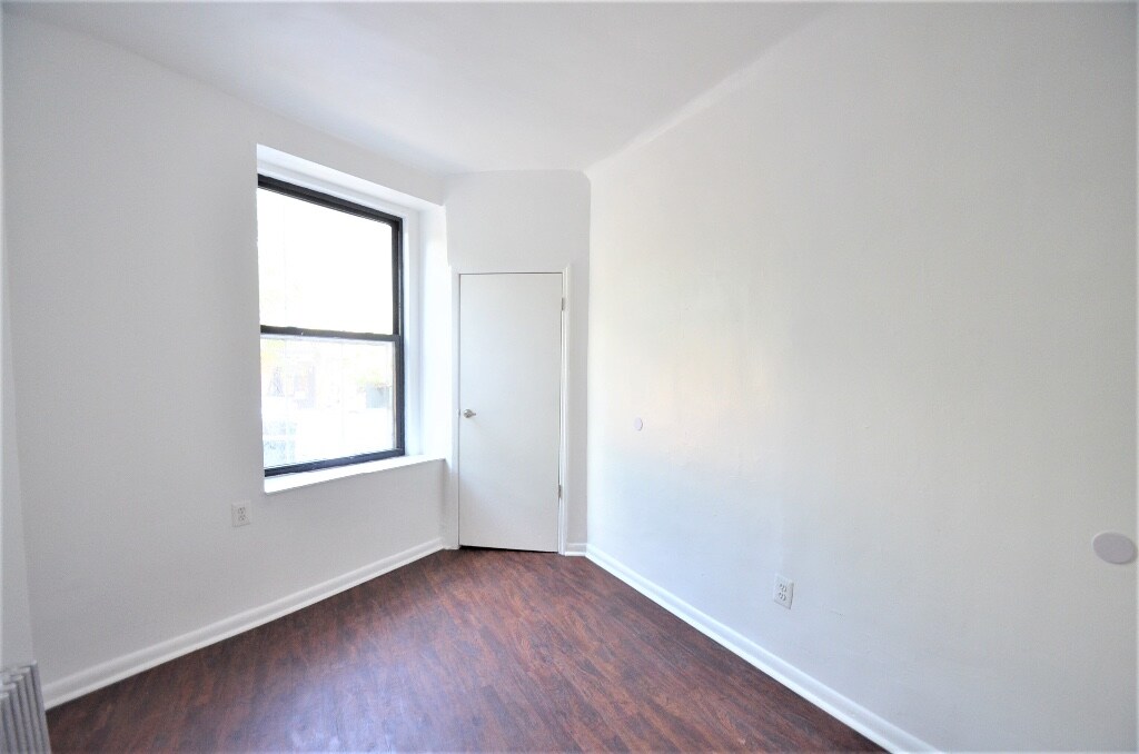 Building Photo - 1195 Grand Concourse