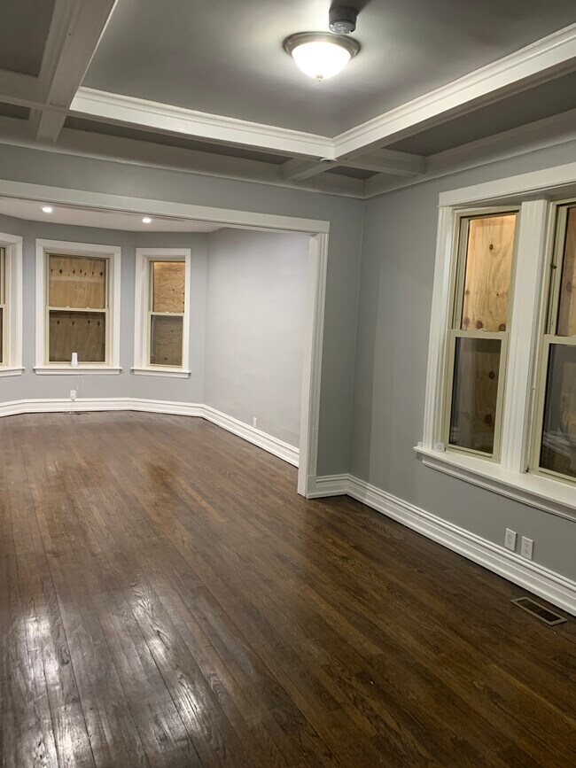 Foto del edificio - 7228 S Emerald Ave
