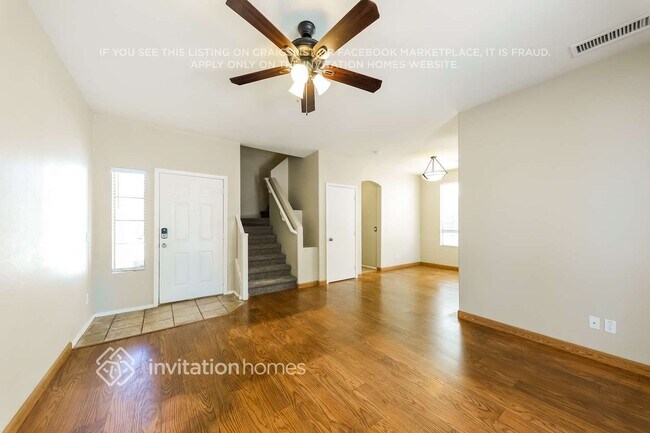 Building Photo - 1935 N Lazona Dr