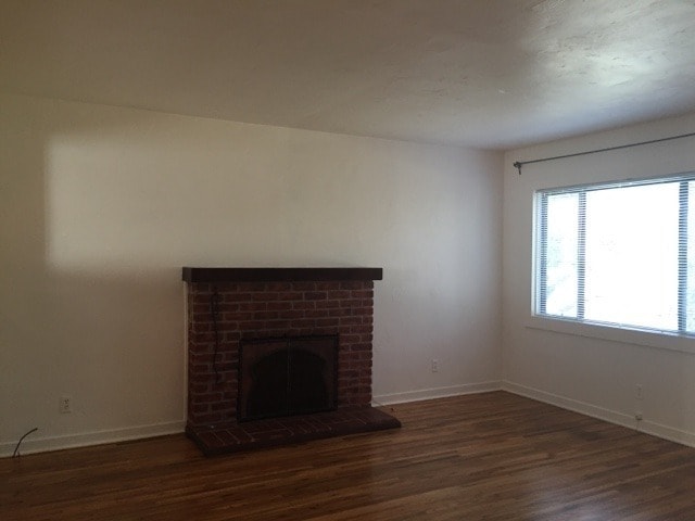 Building Photo - Charming Two Bedroom Home in Del Monte Park