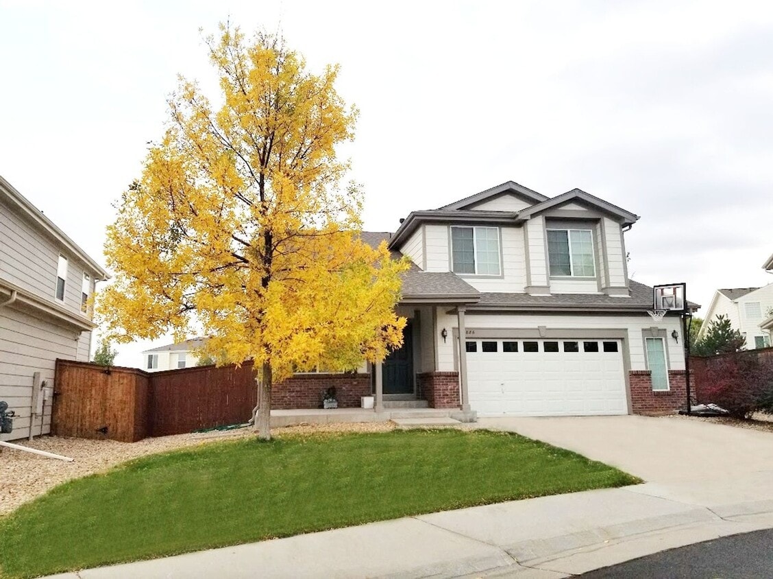 Foto principal - Charming 4BR House in Parker