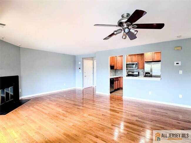 Foto del edificio - 1212 Woodhaven Dr