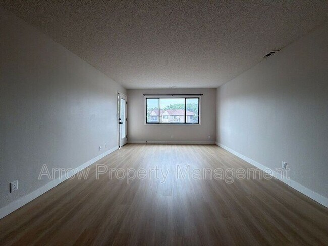 Building Photo - 2384 N 44th St