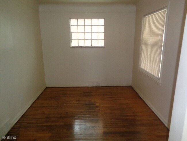 Building Photo - 3 br, 1 bath House - 19368 Charest St