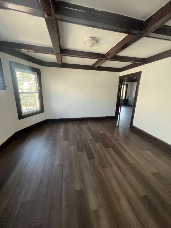 Foto del edificio - 742 Clifton Ave