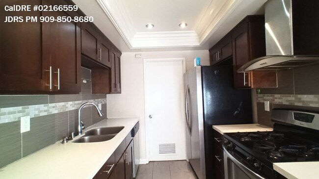 Foto del edificio - Hacienda Heights 2 Bedroom Condo