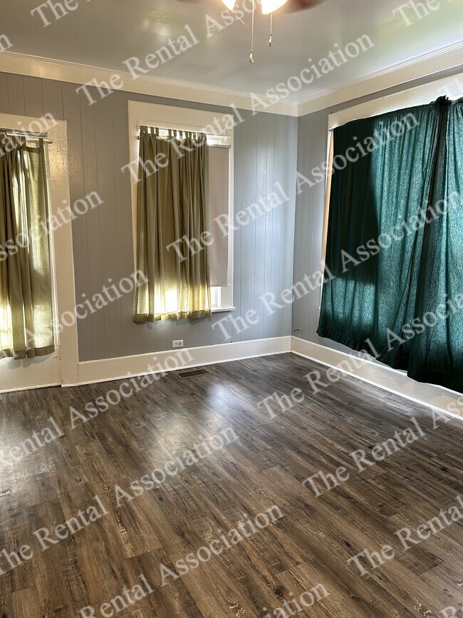 Foto del edificio - 212 S Bonner St