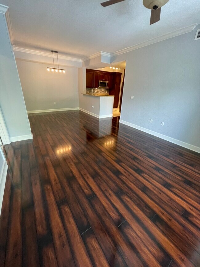 Foto del edificio - 1214 Renaissance Way