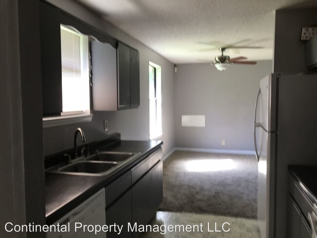 Building Photo - 3 br, 2 bath House - 217 Walnut Crest Drive