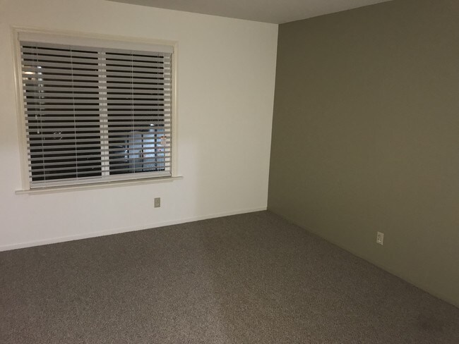Foto del edificio - 318 25th Ave