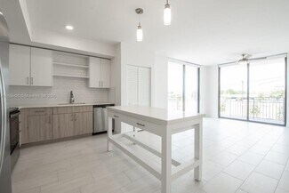 Building Photo - 3645 NW 36th St