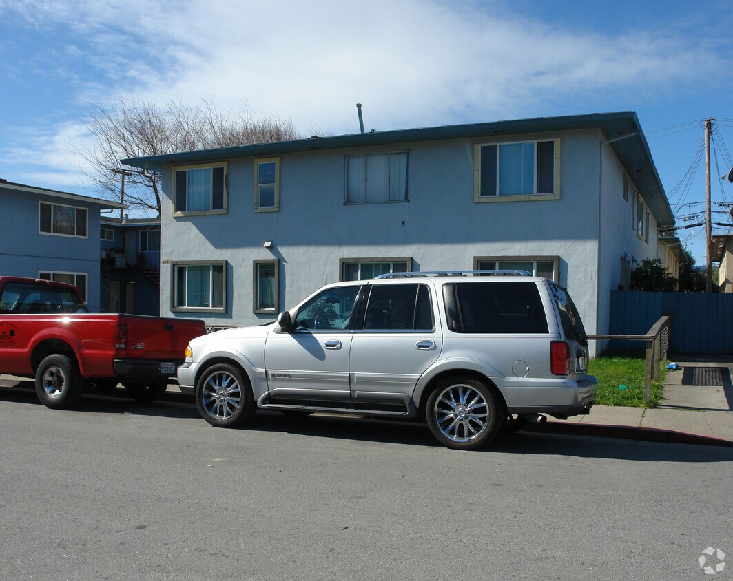 Building Photo - 409 Rogell Ct