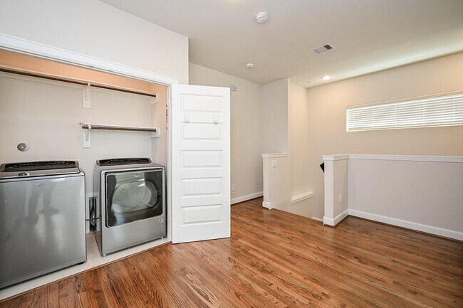 Foto del edificio - 651 Press St